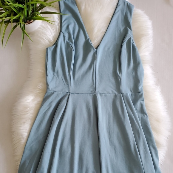 H&M Dresses & Skirts - H&M Skater Dress Blue Midi Sleevless Size L